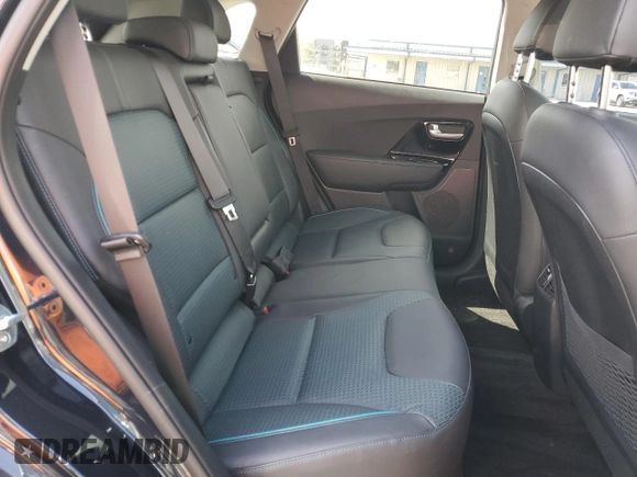 2020 Kia Niro EX Premium with VIN KNDCE3LG8L5074735, listed as a Copart auction lot 52806315 with 31,443 mi miles and Clean Title. Bid and sale history available at DreamBid. Image 11.