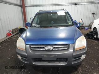 2005 Kia Sportage LX with VIN KNDJE723757109849, listed as a IAAI auction lot 41505516 with 243,556 mi miles and . Bid and sale history available at carsss.com. Image 11.
