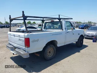 1994 Ford F-150 with VIN 1FTEF14Y9RLA15960, listed as a IAAI auction lot 42414742 with 161,926 mi miles and . Bid and sale history available at DreamBid. Image 4.