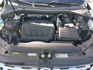 2020 Volkswagen Tiguan SE z VIN 3VV3B7AX8LM120160, wystawiony jako IAAI lot #42316791 z przebiegiem 38 702 mil mil oraz . Historia ofert i sprzedaży dostępna na DreamBid. Obrazek 10.