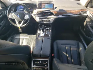 2018 BMW 7 Series 740e xDrive with VIN WBA7J2C55JG938385, listed as a Copart auction lot 49109985 with 81,567 mi miles and Salvage Title. Bid and sale history available at DreamBid. Image 8.