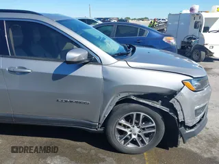 2019 Jeep Compass Altitude with VIN 3C4NJCBB1KT819754, listed as a IAAI auction lot 42083019 with 79,949 mi miles and . Bid and sale history available at DreamBid. Image 6.