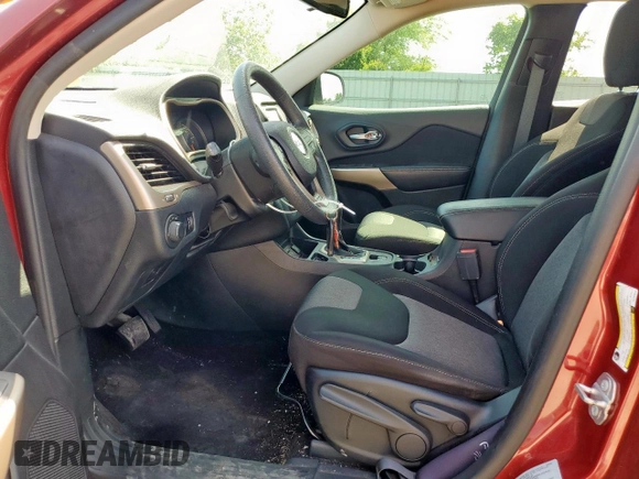 2017 Jeep Cherokee Sport с VIN 1C4PJLAB4HW669250, выставлен на аукционе Copart как лот 56953665 с пробегом 166 376 миль миль и Списание • Salvage title. История ставок и продаж доступна на DreamBid. Изображение 7.