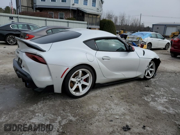 2020 Toyota Supra 3.0 with VIN WZ1DB4C05LW023856, listed as a Copart auction lot 84893744 with 32,046 mi miles and Salvage title. Bid and sale history available at DreamBid. Image 3.