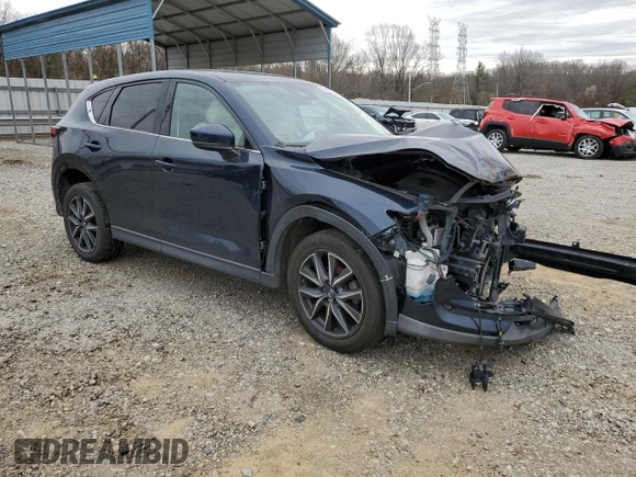 2018 Mazda CX-5 Grand Touring z VIN JM3KFBDM6J0359359, wystawiony jako Copart lot #48018105 z przebiegiem 74 227 mil mil oraz Szkody całkowita. Historia ofert i sprzedaży dostępna na DreamBid. Obrazek 4.