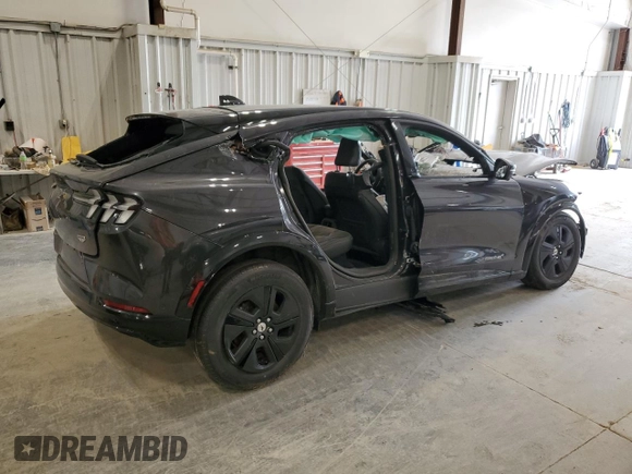 2022 Ford Mustang Mach-E California Route 1 z VIN 3FMTK2SU2NMA11407, wystawiony jako Copart lot #60409035 z przebiegiem Nie podano mil oraz Nie do naprawy • Non repairable. Historia ofert i sprzedaży dostępna na DreamBid. Obrazek 3.