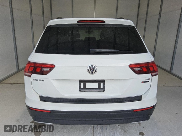2018 Volkswagen Tiguan S with VIN 3VV0B7AX0JM084884, listed as a Copart auction lot 59162025 with 106,399 mi miles and Clean title. Bid and sale history available at DreamBid. Image 6.
