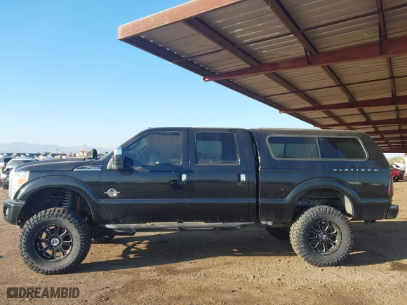 2015 Ford Super Duty F-250 SRW Lariat with VIN 1FT7W2BT6FEC13580, listed as a IAAI auction lot 41466639 with 196,761 mi miles. Bid and sale history available at carsss.com. Image 14.