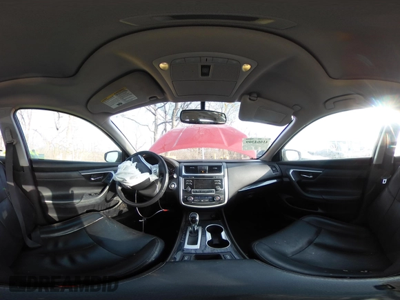 2016 Nissan Altima SR with VIN 1N4AL3AP1GC269826, listed as a IAAI auction lot 41664309 with 70,740 mi miles and . Bid and sale history available at carsss.com. Image 18.