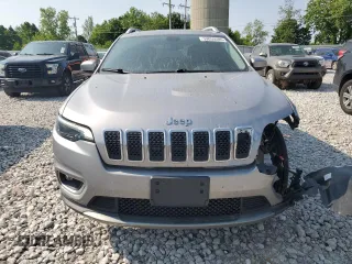 2019 Jeep Cherokee Limited with VIN 1C4PJMDX4KD480128, listed as a Copart auction lot 59059285 with 50,643 mi miles and Clean title. Bid and sale history available at DreamBid. Image 5.