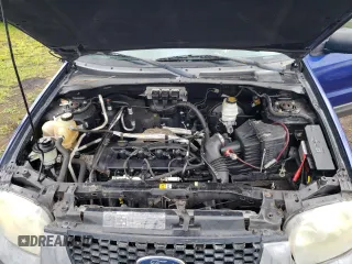 2005 Ford Escape XLS Value с VIN 1FMYU02Z35KA37621, выставлен на аукционе Copart как лот 44817004 с пробегом Не указан миль и Списание • Salvage title. История ставок и продаж доступна на DreamBid. Изображение 12.