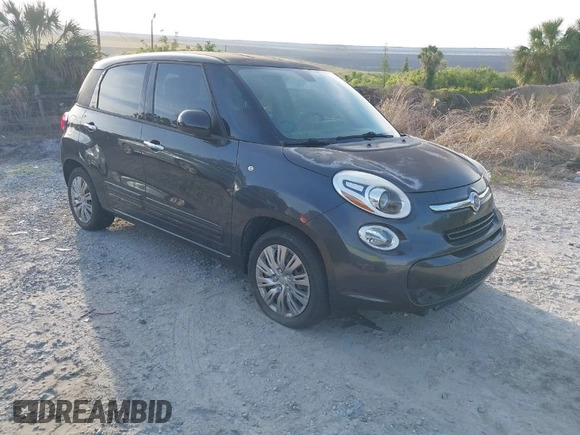 2016 FIAT 500L Pop with VIN ZFBCFAAH3GZ038515, listed as a IAAI auction lot 42088460 with 107,004 mi miles. Bid and sale history available at carsss.com. Image 1.