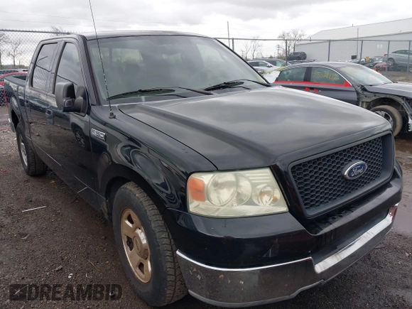 2004 Ford F-150 XLT z VIN 1FTPW12514KA12373, wystawiony jako IAAI lot #41959278 z przebiegiem 265 894 mil mil oraz . Historia ofert i sprzedaży dostępna na DreamBid. Obrazek 1.