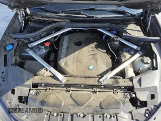 2024 BMW X5 xDrive40i z VIN 5UX23EU05R9T53848, wystawiony jako Copart lot #56057905 z przebiegiem 45 572 mil mil oraz Tytuł czysty. Historia ofert i sprzedaży dostępna na DreamBid. Obrazek 11.
