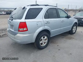 2006 Kia Sorento LX with VIN KNDJD733965536853, listed as a IAAI auction lot 41557090 with NaN miles. Bid and sale history available at carsss.com. Image 4.