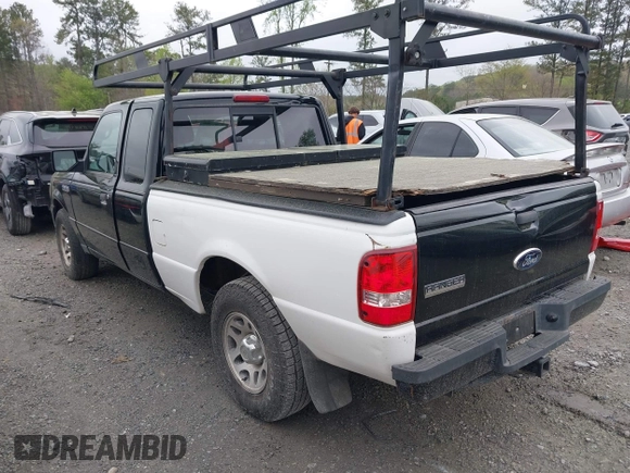 2010 Ford Ranger XLT with VIN 1FTLR4EE7APA18356, listed as a IAAI auction lot 41922053 with 195,000 mi miles. Bid and sale history available at carsss.com. Image 3.