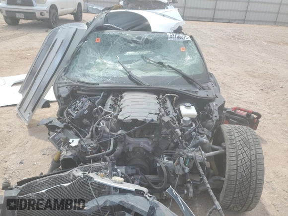 2018 Chevrolet Corvette 1LT z VIN 1G1YB2D73J5102177, wystawiony jako Copart lot #52703275 z przebiegiem Nie podano mil oraz Nie do naprawy • Non repairable. Historia ofert i sprzedaży dostępna na DreamBid. Obrazek 11.