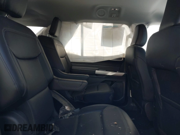 2023 Ford Explorer XLT z VIN 1FMSK8DH5PGB43539, wystawiony jako IAAI lot #42558283 z przebiegiem 16 495 mil mil oraz . Historia ofert i sprzedaży dostępna na DreamBid. Obrazek 8.