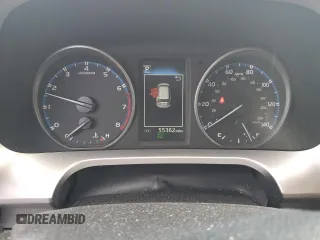 2017 Toyota RAV4 LE z VIN JTMBFREV8HJ702427, wystawiony jako Copart lot #59546985 z przebiegiem 55 362 mil mil oraz Szkoda całkowita • Salvage title. Historia ofert i sprzedaży dostępna na DreamBid. Obrazek 9.