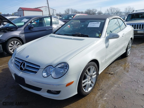 2009 Mercedes-Benz CLK-Class 3.5L with VIN WDBTK56F29T103608, listed as a IAAI auction lot 41486049 with 35,843 mi miles. Bid and sale history available at carsss.com. Image 17.