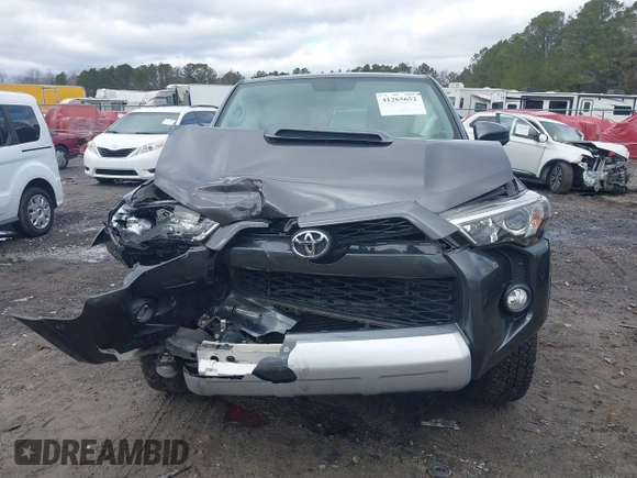 2014 Toyota 4Runner Limited with VIN JTEBU5JR4E5162629, listed as a IAAI auction lot 41265652 with 152,961 mi miles. Bid and sale history available at carsss.com. Image 12.