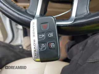 2013 Land Rover Range Rover Evoque Pure Plus с VIN SALVP2BG1DH765158, выставлен на аукционе IAAI как лот 42122617 с пробегом 90 277 миль миль и . История ставок и продаж доступна на DreamBid. Изображение 11.