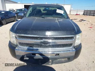 2010 Chevrolet Silverado 1500 LT with VIN 1GCSCSE07AZ142394, listed as a IAAI auction lot 41461545 with 199,789 mi miles and . Bid and sale history available at DreamBid. Image 12.