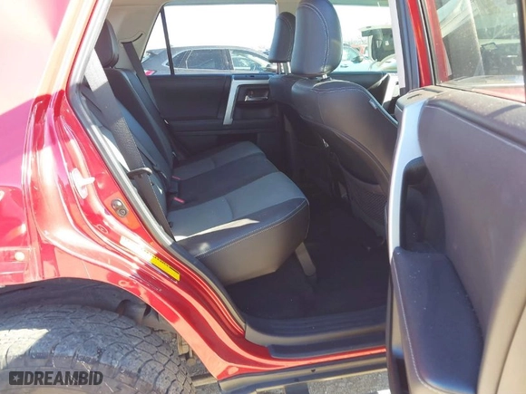 2020 Toyota 4Runner SR5 with VIN JTEBU5JR0L5820511, listed as a IAAI auction lot 41290809 with 36,834 mi miles. Bid and sale history available at carsss.com. Image 8.