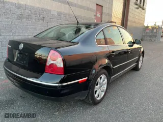 2003 Volkswagen Passat GLS with VIN WVWPD63B03P253883, listed as a Copart auction lot 84453834 with 170,000 mi miles and Clean Title. Bid and sale history available at carsss.com. Image 4.