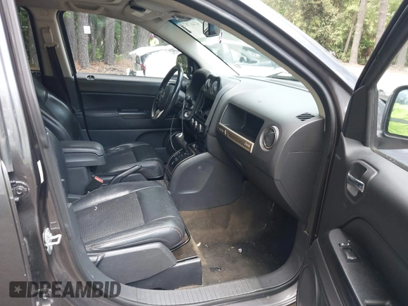 2016 Jeep Compass Sport with VIN 1C4NJCBB9GD785253, listed as a IAAI auction lot 42467835 with 132,832 mi miles and . Bid and sale history available at DreamBid. Image 5.