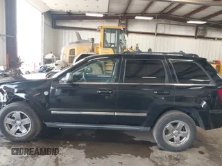 2007 Jeep Grand Cherokee Limited с VIN 1J8HR58237C592748, выставлен на аукционе IAAI как лот 42550656 с пробегом 169 157 миль миль и . История ставок и продаж доступна на DreamBid. Изображение 14.