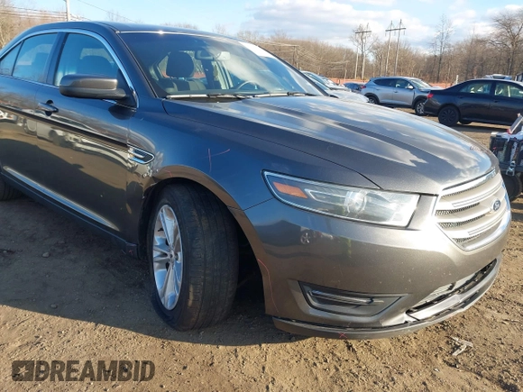 2015 Ford Taurus SEL with VIN 1FAHP2H86FG174102, listed as a IAAI auction lot 40997366 with 132,543 mi miles. Bid and sale history available at carsss.com. Image 6.