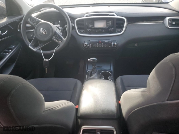 2018 Kia Sorento L with VIN 5XYPG4A34JG413982, listed as a Copart auction lot 43154155 with 0 mi miles and Non Repairable. Bid and sale history available at carsss.com. Image 8.