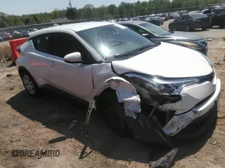 2019 Toyota C-HR XLE z VIN JTNKHMBX7K1028731, wystawiony jako IAAI lot #42025301 z przebiegiem 104 156 mil mil oraz . Historia ofert i sprzedaży dostępna na DreamBid. Obrazek 1.
