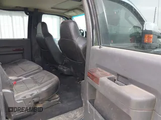 2010 Ford Super Duty F-250 SRW XL with VIN 1FTSW2BR8AEA13078, listed as a IAAI auction lot 41702041 with 311,337 mi miles. Bid and sale history available at carsss.com. Image 8.