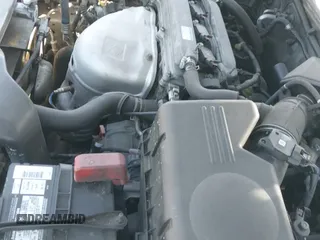 2002 Toyota Camry LE z VIN JTDBE32K420136158, wystawiony jako IAAI lot #43282420 z przebiegiem 233 781 mil mil oraz . Historia ofert i sprzedaży dostępna na DreamBid. Obrazek 12.