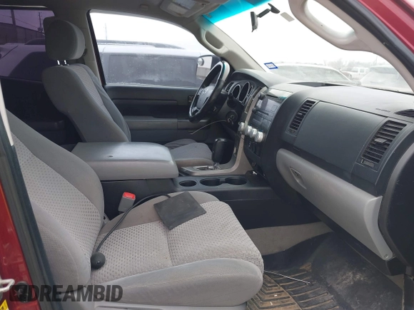 2010 Toyota Tundra 4WD Truck with VIN 5TFUM5F1XAX007758, listed as a IAAI auction lot 41545602 with 441,934 mi miles. Bid and sale history available at carsss.com. Image 5.