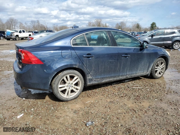 2012 Volvo S60 T5 with VIN YV1622FS3C2128809, listed as a Copart auction lot 52240155 with 138,307 mi miles and Salvage Title. Bid and sale history available at carsss.com. Image 3.