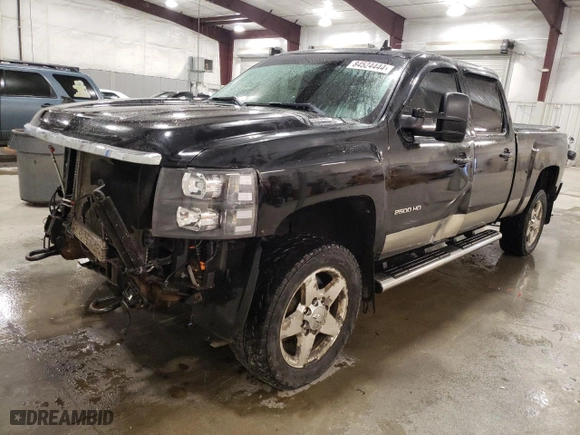 2011 Chevrolet Silverado 2500HD LTZ with VIN 1GC1KYCG3BF233375, listed as a Copart auction lot 84524444 with 263,219 mi miles and Salvage Title. Bid and sale history available at carsss.com. Image 1.