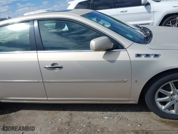 2008 Buick Lucerne CXL with VIN 1G4HD57258U137088, listed as a IAAI auction lot 41720097 with 157,247 mi miles. Bid and sale history available at carsss.com. Image 13.