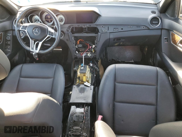 2013 Mercedes-Benz C 350 Sport with VIN WDDGF5HB0DR258283, listed as a Copart auction lot 81672934 with 36,044 mi miles and Salvage Title. Bid and sale history available at DreamBid. Image 8.