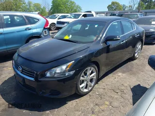 2012 Nissan Maxima S z VIN 1N4AA5AP9CC845075, wystawiony jako IAAI lot #42028674 z przebiegiem 124 770 mil mil oraz . Historia ofert i sprzedaży dostępna na DreamBid. Obrazek 2.