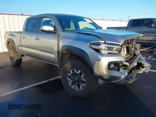 2023 Toyota Tacoma SR5 z VIN 3TMDZ5BN6PM156824, wystawiony jako IAAI lot #41031932 z przebiegiem 14 226 mil mil oraz . Historia ofert i sprzedaży dostępna na DreamBid. Obrazek 1.