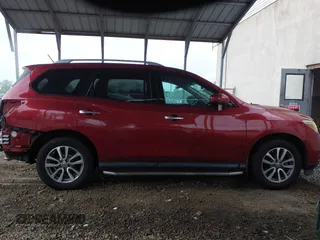2016 Nissan Pathfinder SL with VIN 5N1AR2MM0GC605398, listed as a IAAI auction lot 42230834 with 88,163 mi miles and . Bid and sale history available at DreamBid. Image 14.