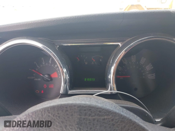 2005 Ford Mustang Deluxe with VIN 1ZVFT80N355185003, listed as a IAAI auction lot 42030961 with 219,973 mi miles. Bid and sale history available at carsss.com. Image 7.