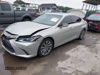 2020 Lexus ES with VIN 58ADZ1B13LU065431, listed as a IAAI auction lot 40466609 with 35,488 mi miles. Bid and sale history available at carsss.com. Image 2.