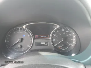 2015 Nissan Altima SV z VIN 1N4AL3AP5FC200829, wystawiony jako Copart lot #50827025 z przebiegiem 135 931 mil mil oraz Czysty tytuł • Clean title. Historia ofert i sprzedaży dostępna na DreamBid. Obrazek 9.