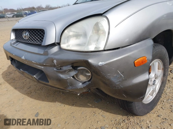 2004 Hyundai Santa Fe GLS with VIN KM8SC13D74U700404, listed as a IAAI auction lot 41735889 with 208,946 mi miles. Bid and sale history available at carsss.com. Image 6.