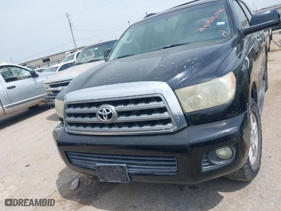 2008 Toyota Sequoia Ltd with VIN 5TDZY68A18S008049, listed as a IAAI auction lot 41886242 with 235,769 mi miles. Bid and sale history available at carsss.com. Image 12.