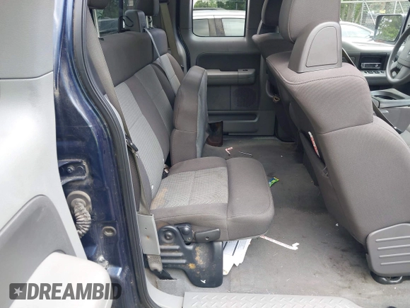 2004 Ford F-150 XL with VIN 1FTPX12564FA28414, listed as a IAAI auction lot 42740879 with 123,836 mi miles and . Bid and sale history available at DreamBid. Image 8.